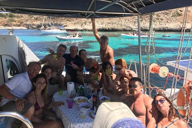 1-Catamaran tour to the Maddalena Archipelago from Cannigione - Caprera stop and the Pink Beach photo moment near Budelli