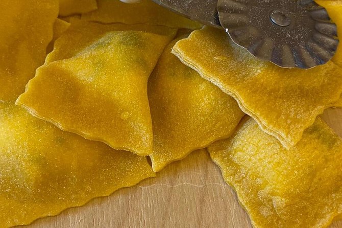 3 in 1 Cooking Class near Navona: Fettuccine, Ravioli & Tiramisu - Chefs and class style: what kind of teaching you should expect