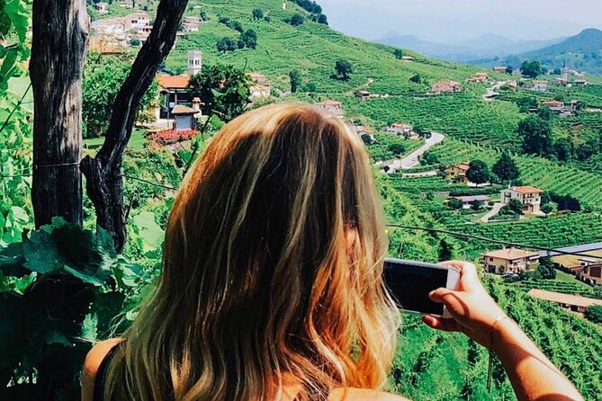 A Sparkling Day in the Prosecco Hills from Venice - A Full Prosecco Day Outside Venice, Starting at Santa Lucia