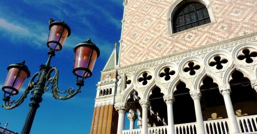 All-Inclusive Tour: Doge Palace, St Mark's Basilica & Square - Chiesa Santa Maria Formosa: A Quick Stop With Big Story Power