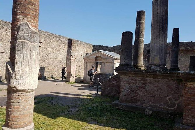 Amalfi Coast and Pompei from Rome: Enjoy a Private Full-Day Tour - Amalfi town stop: cathedral sights and lemon-laced breaks
