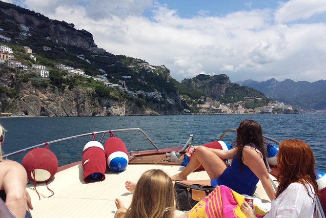 Amalfi Coast Boat Tour from Sorrento with Positano Visit - Sorrento pickup to the marina: what the first hour feels like