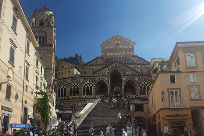 Amalfi Coast Day Tour from Sorrento with Light Lunch and Wine - Optional Amalfi coast mini-cruise, what it adds