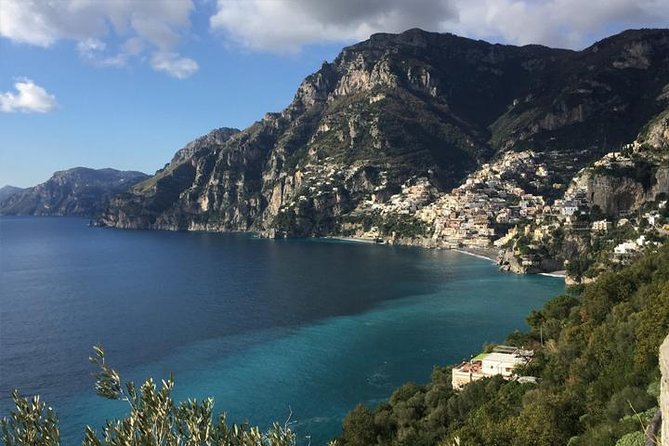 Amalfi Coast Day Tour from Sorrento with Light Lunch and Wine - Food and wine expectations: what included means for your day