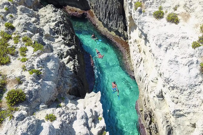Amazing boat trip from Tropea to Capo Vaticano - 6 to 12 people - What this Tropea-to-Capo Vaticano trip really is