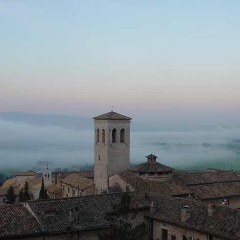 Assisi: Private Walking Tour with St. Francis Basilica - St. Francis Basilica planning: what you see, what might be limited