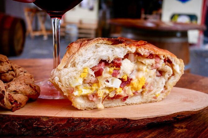 Authentic Naples Food Tour with 8+ Tastings of Pizza, Wine & More - Spaccanapoli, the Main Spine, Plus the Secret Dish Stop