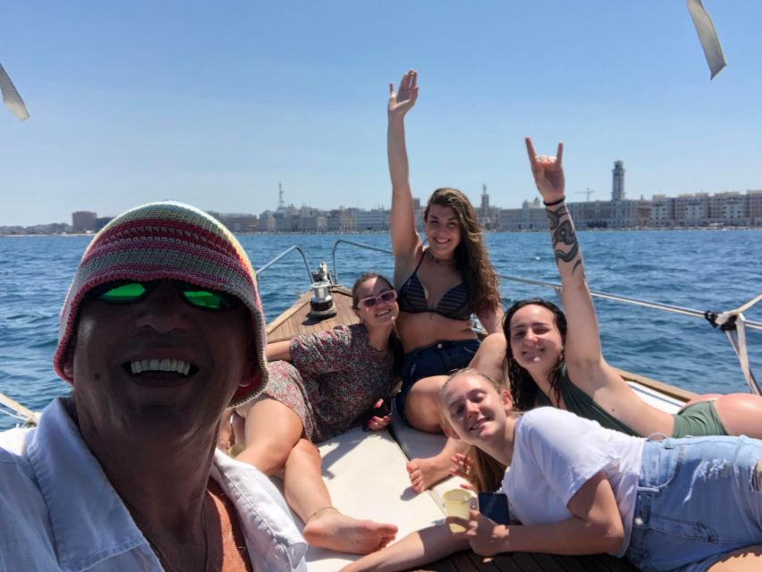 Bari by boat: admire the city from the sea with Aperitivo - Practical tips that make the difference
