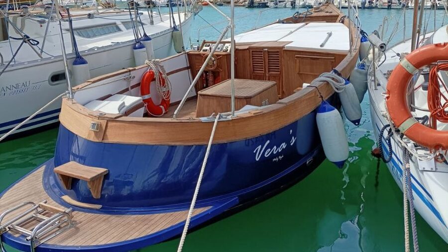 Bari by boat: admire the city from the sea with Aperitivo - Sailing out and looking back in: the sea-view itinerary in plain language