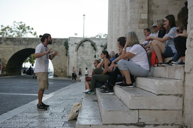 Bari Vecchia Group Tour in Italian - Key highlights
