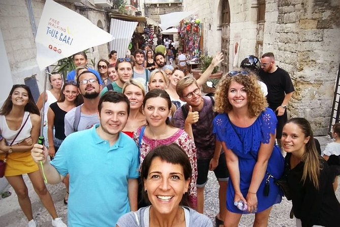 Bari Vecchia Group Tour in Italian - Bari Vecchia in 2 hours, in plain Italian