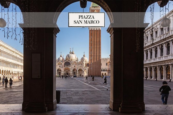 Basilica, Doge's Palace, History Gallery & Bell Tower Option - Group Size, Pace, and How the Tour Stays Together