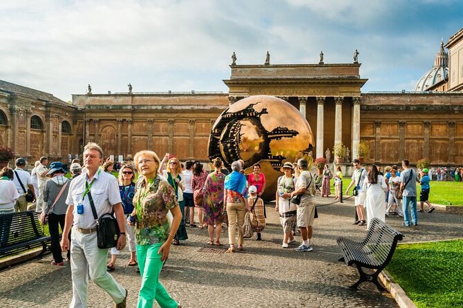 Best of the Vatican Tour: Fast Track Highlights - Best times to go, and what changes during big Vatican moments