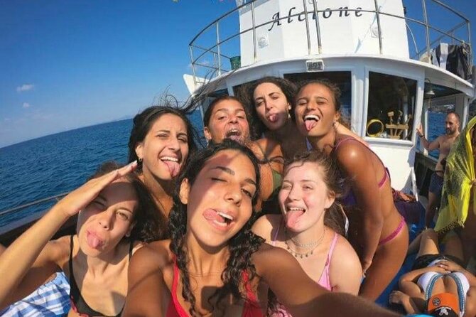 Boat excursion with lunch on board to discover Ischia - La Sgarrupata: wild coast colors where seawater meets geology