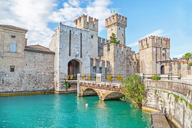 Boat Tour of Isola del Garda - Meeting at Lungolago Armando Diaz and Getting On Board