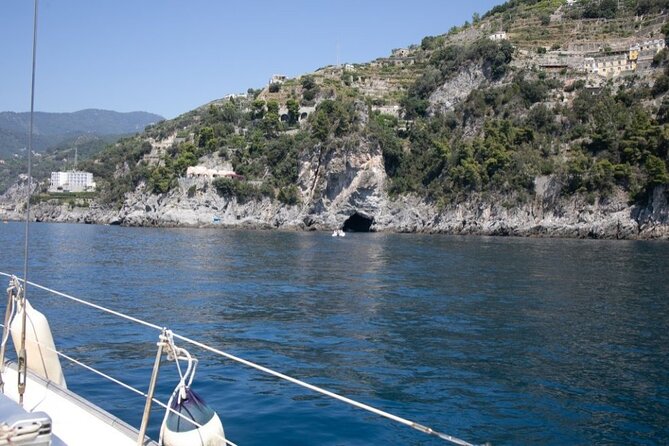 Boat tour of the Amalfi Coast with Aperitif - Amalfi on foot: port views, time to wander, and an easy meal break