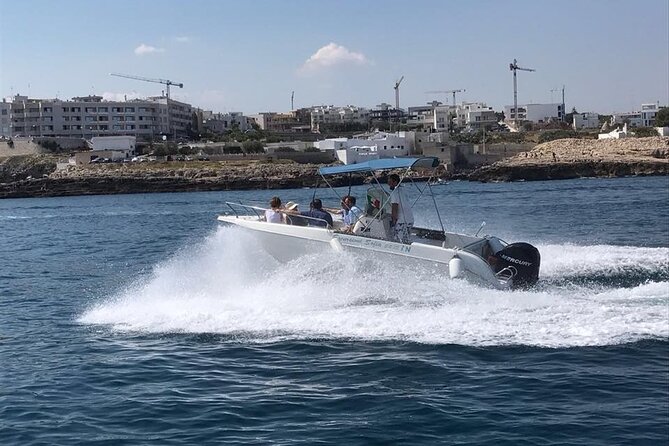 Boat trip to the Polignano a Mare caves - Getting to Calaponte Marina and handling water spray, photos, and comfort