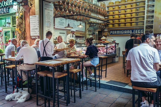 Bologna: Full meal Food Tour with Local Delights by Do Eat Better - Should You Book This Bologna Food Tour?