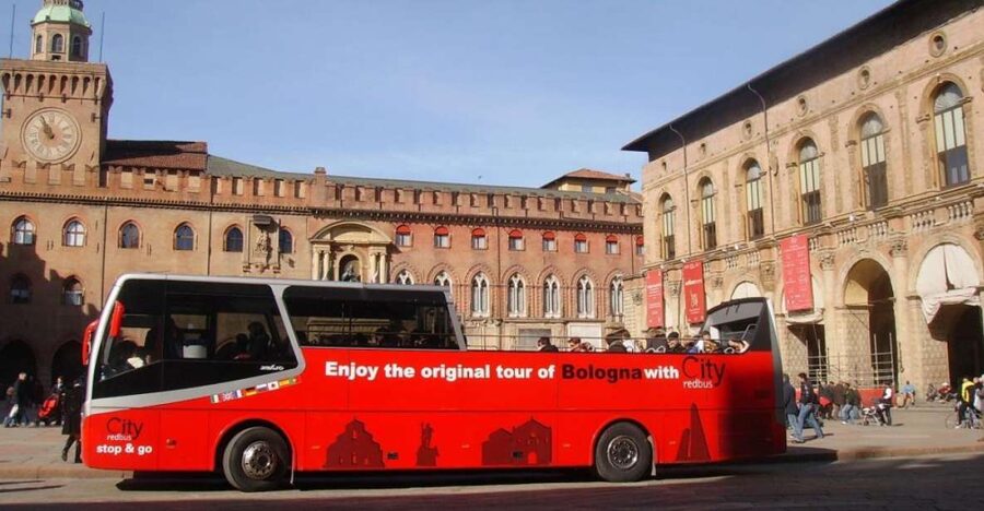 Bologna: Open Bus City Tour and Local Food Tasting - Meeting at Fontana del Nettuno: How the day starts