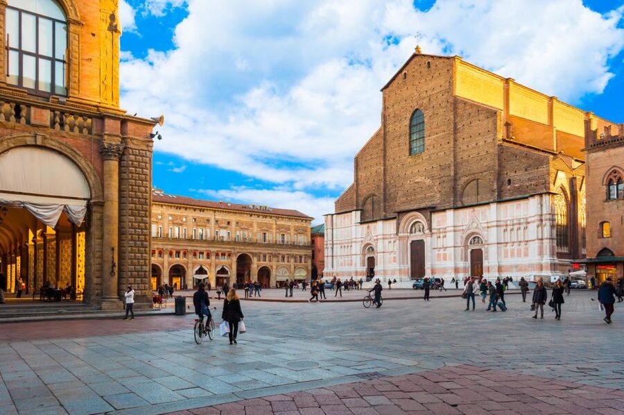 Bologna: Open Bus City Tour and Local Food Tasting - The open-top bus and hop-on options that actually help