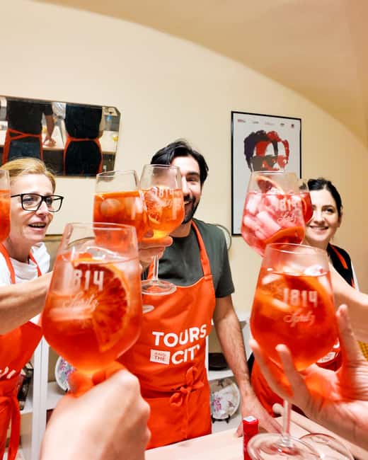 Bologna: Pasta Tagliatelle Ragu Cooking Class with Spritz - Where the Class Happens and How to Find It
