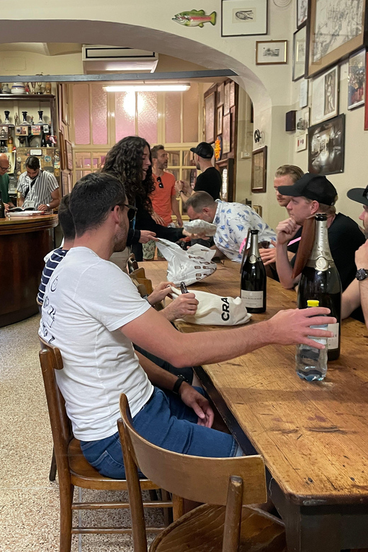 Bologna: Walking Food Tour and Highlights with a Local Guide - Piazza Galvani to Via Rizzoli, the walk that stitches Bologna together