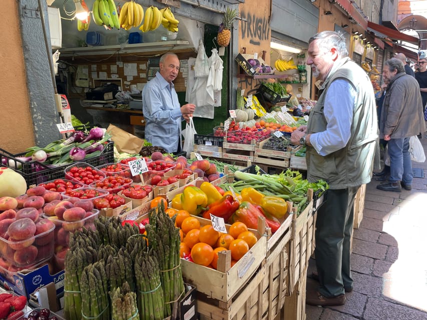 Bologna: Walking Food Tour and Highlights with a Local Guide - Why 2.5 hours feels like the right length for a first Bologna visit