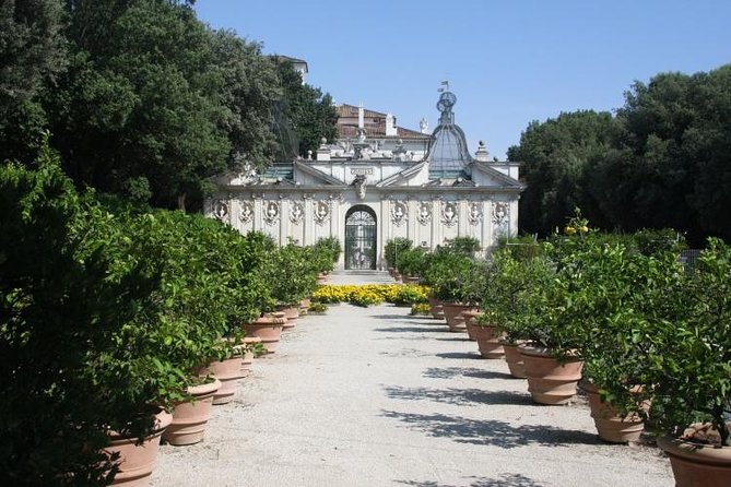 Borghese Gallery Max 6 People Tour: Baroque & Renaissance in Rome - Meeting in the Villa Borghese gardens, then lining up for the gallery