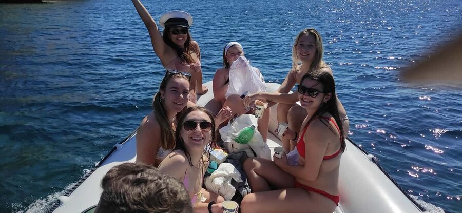 Cagliari:devil's saddle big cruise by boat drink & snack - Snorkeling and swims: what you should bring and how to stay comfortable