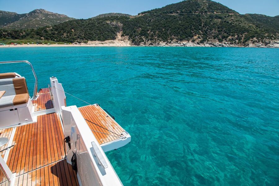 Cagliari: Luxury Motorboat Tour with 3 Swim Stops & Wine - Luxury Motorboat Comfort, and What 3 Hours Really Gives You