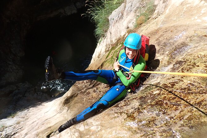 Canyoning "Vione" - advanced Canyoningtour also for sportive beginner - Snacks, water, and the small-group rhythm