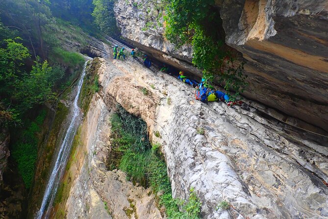 Canyoning "Vione" - advanced Canyoningtour also for sportive beginner - The Piovere di Tignale safety briefing, and why it actually matters