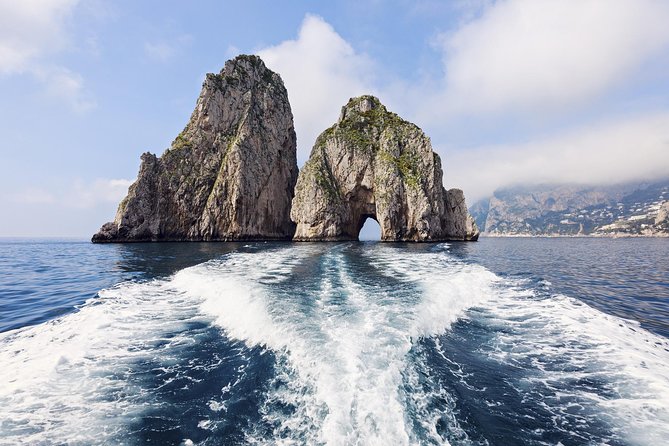 Capri & Blue Grotto Semi Private Boat Day Trip from Sorrento - Blue Grotto Entry: Timing, Ticket Costs, and What Happens If Seas Don’t Cooperate