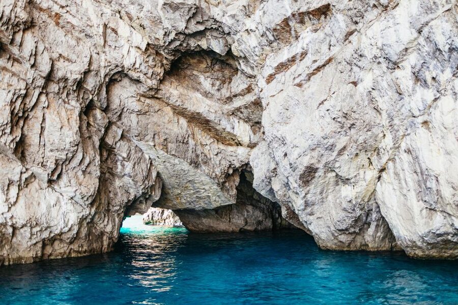 Capri: Island Boat Trip with Grottos - Best seats for photos and comfort (and how to hear the guide)