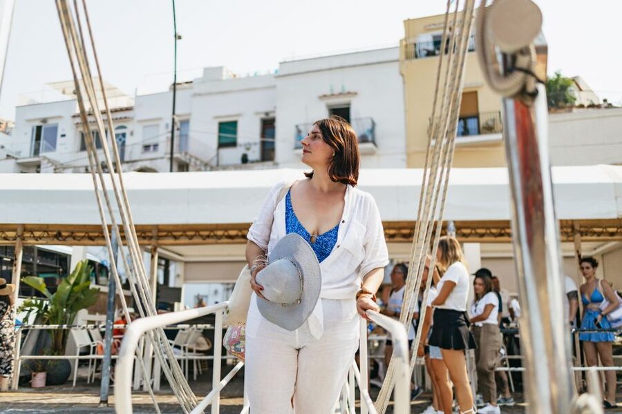 Capri: Island Boat Trip with Grottos - Boarding at Marina Grande: the part that matters most