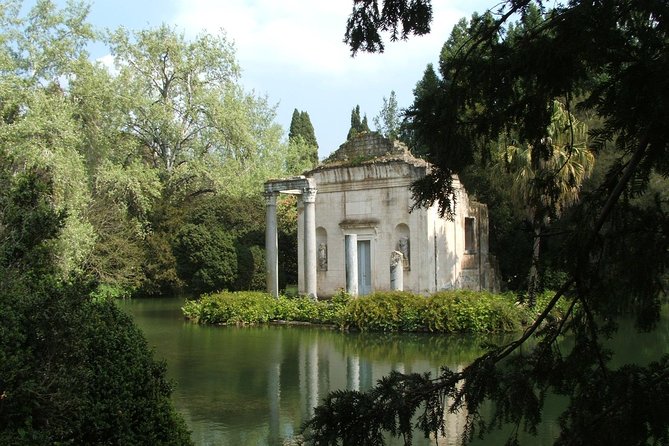 Caserta Royal Palace & Gardens Small Group Tour with Shuttle - Pacing, Group Size, and Why It Does Not Feel Rushed