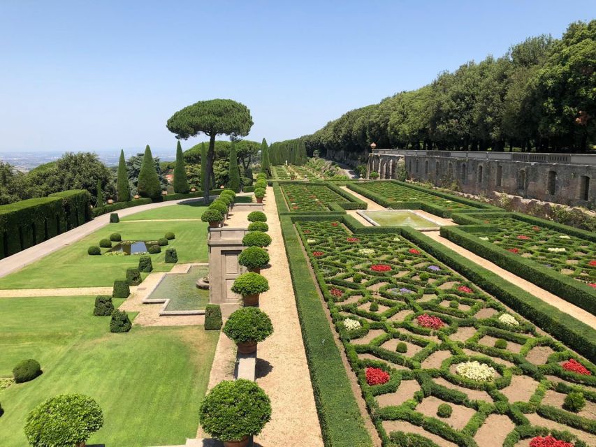 Castel Gandolfo: Papal Apartments and Secret Garden Ticket - The Secret Garden: Nature Time Inside Papal Walls
