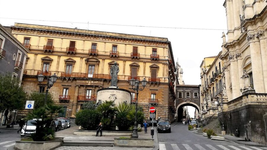 Catania: City Highlights Walking Tour - Key highlights worth showing up for