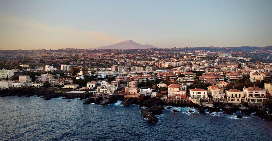 Catania: City Highlights Walking Tour - Piazza Duomo to Pescheria: where the city’s daily life meets its deep roots