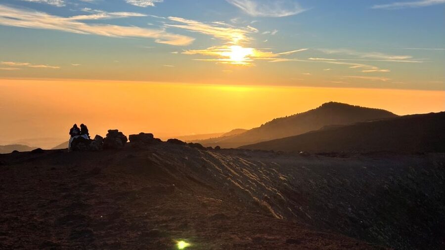 Catania: Etna Sunset Tour with Pickup and Drop-off - Mount Etna sunset timing: where the golden hour becomes a memory