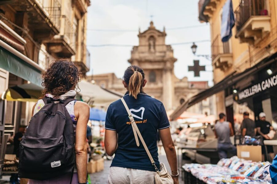 Catania: Guided Street Food Walking Tour - Via Etnea, Stesicoro, and Villa Bellini: Sightseeing Without the Tiring Detour
