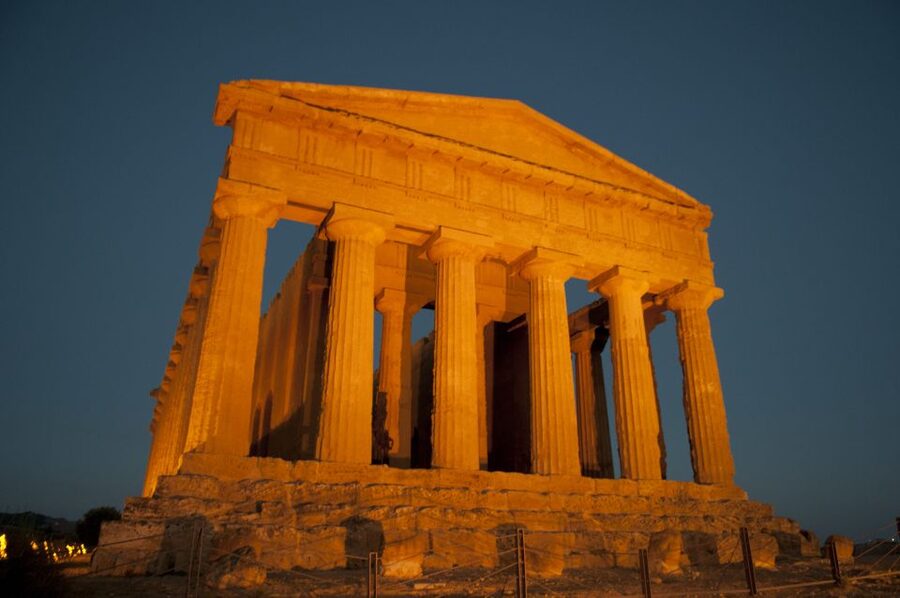 Catania: Valley of the Temples and Turkish Steps with Snack - The Pickup and Minivan Ride That Sets the Tone