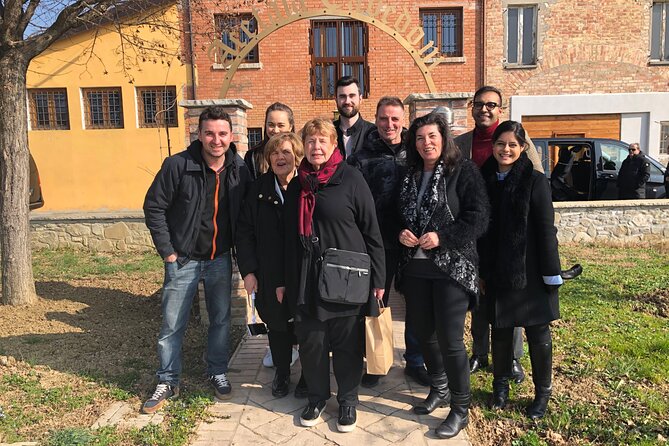 Cavedoni Balsamic Vinegar Tour: The Oldest in Modena - The Tasting: 5 to 30 Years of Balsamic, Plus Real Pairings