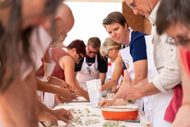 Cesarine: Small group Pasta and Tiramisu class in Varenna - Key reasons this Cesarine class is so well liked