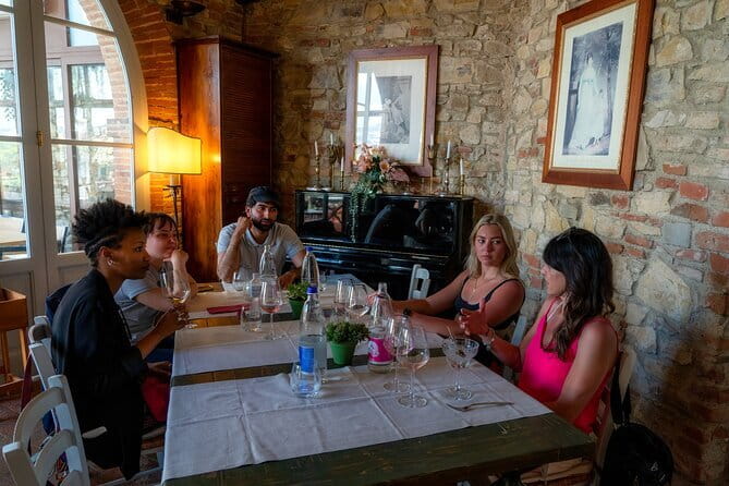 Chianti Vespa Tour with Lunch from Florence & E-car Option - Rain policy and what to pack so the day stays good