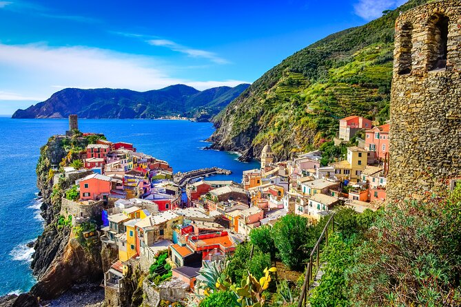 Cinque Terre and Pisa Tower Tour from Florence Semi Private - Florence Pickup to Riomaggiore: Mercedes Comfort and Tuscan Views
