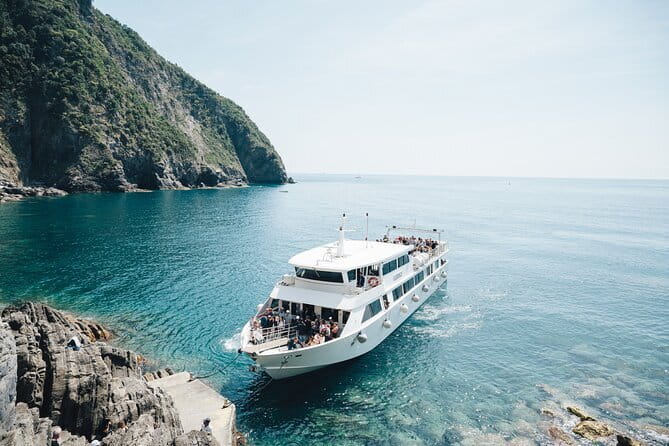 Cinque Terre Experience From Florence - Manarola: Waterfront Break, Quick Snacks, and Time to Enjoy the Sea