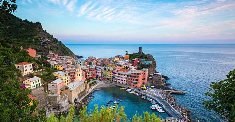 Cinque Terre: Hybrid Boat Tour with Swimming Stop - Why boat views beat the shore at Cinque Terre