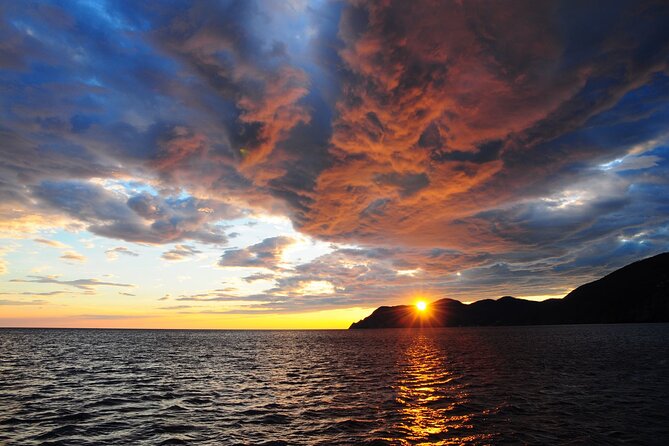 Cinque Terre Sunset Cruise with Aperitif from Monterosso - Why Watching Cinque Terre From the Water Hits Different