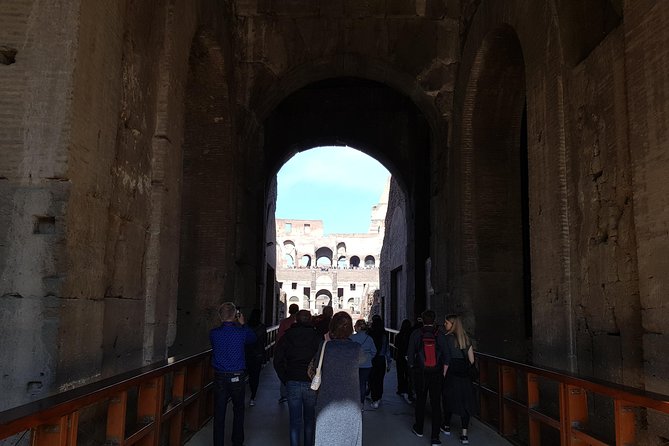 Colosseum Arena Floor, Roman Forum and Palatine Hill Guided Tour - Palatine Hill: Birthplace Myths, Imperial Residences, and City Views